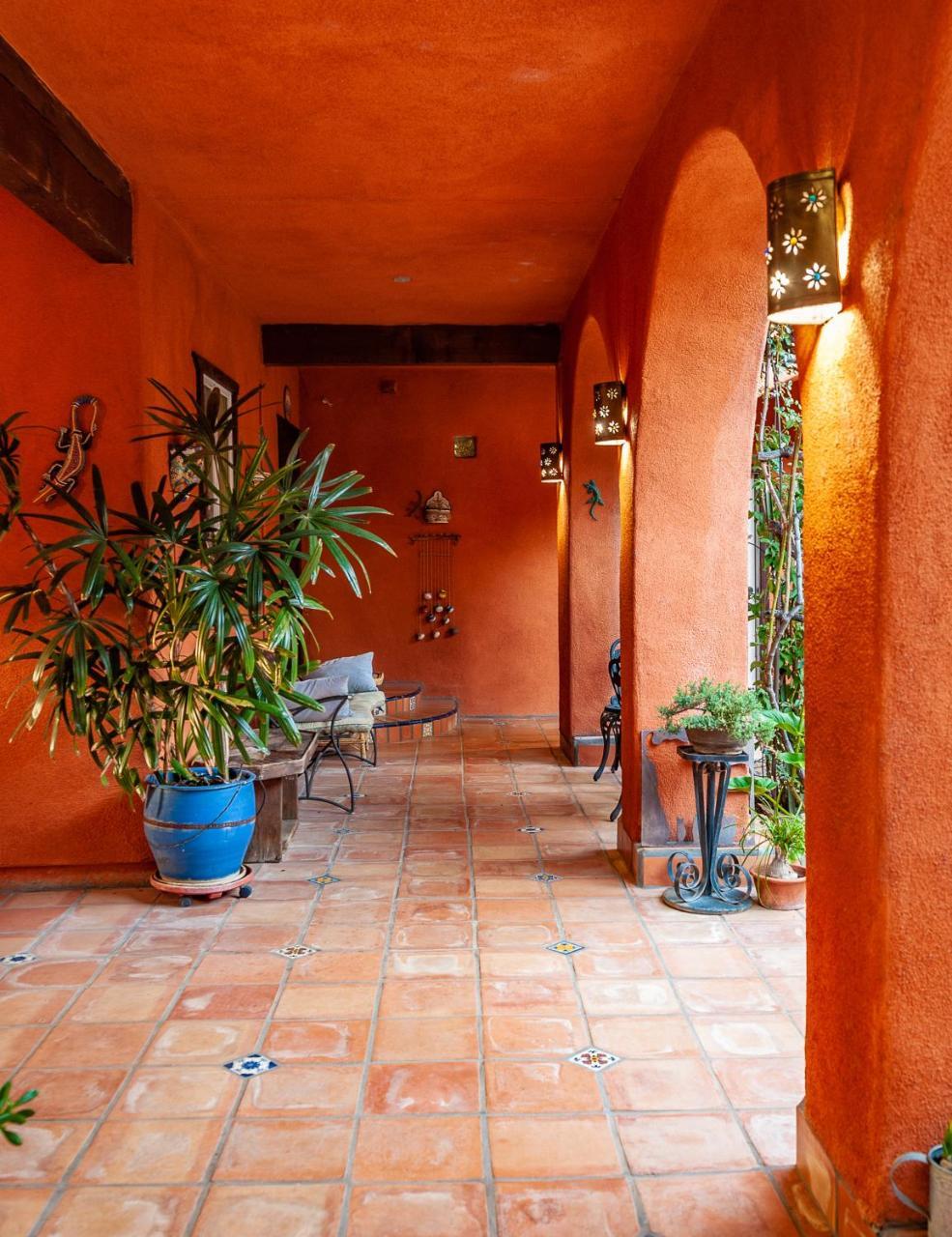 Posada Mariana Bed And Breakfast Catheys Valley Екстериор снимка