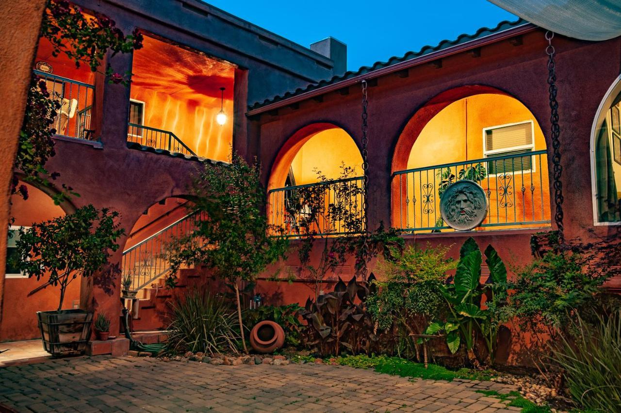 Posada Mariana Bed And Breakfast Catheys Valley Екстериор снимка